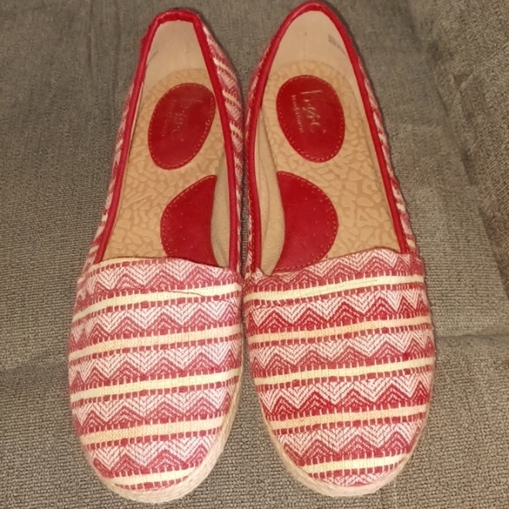 boc red geometric fabric espadrilles loafers 9